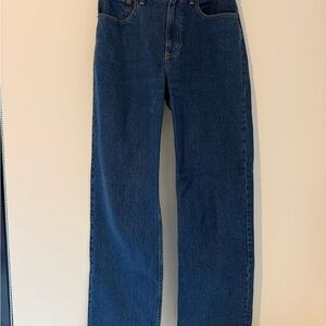 Abercrombie Curve Love High Rise 90s Relaxed Jean | Medium/Dark Wash | 28 Long